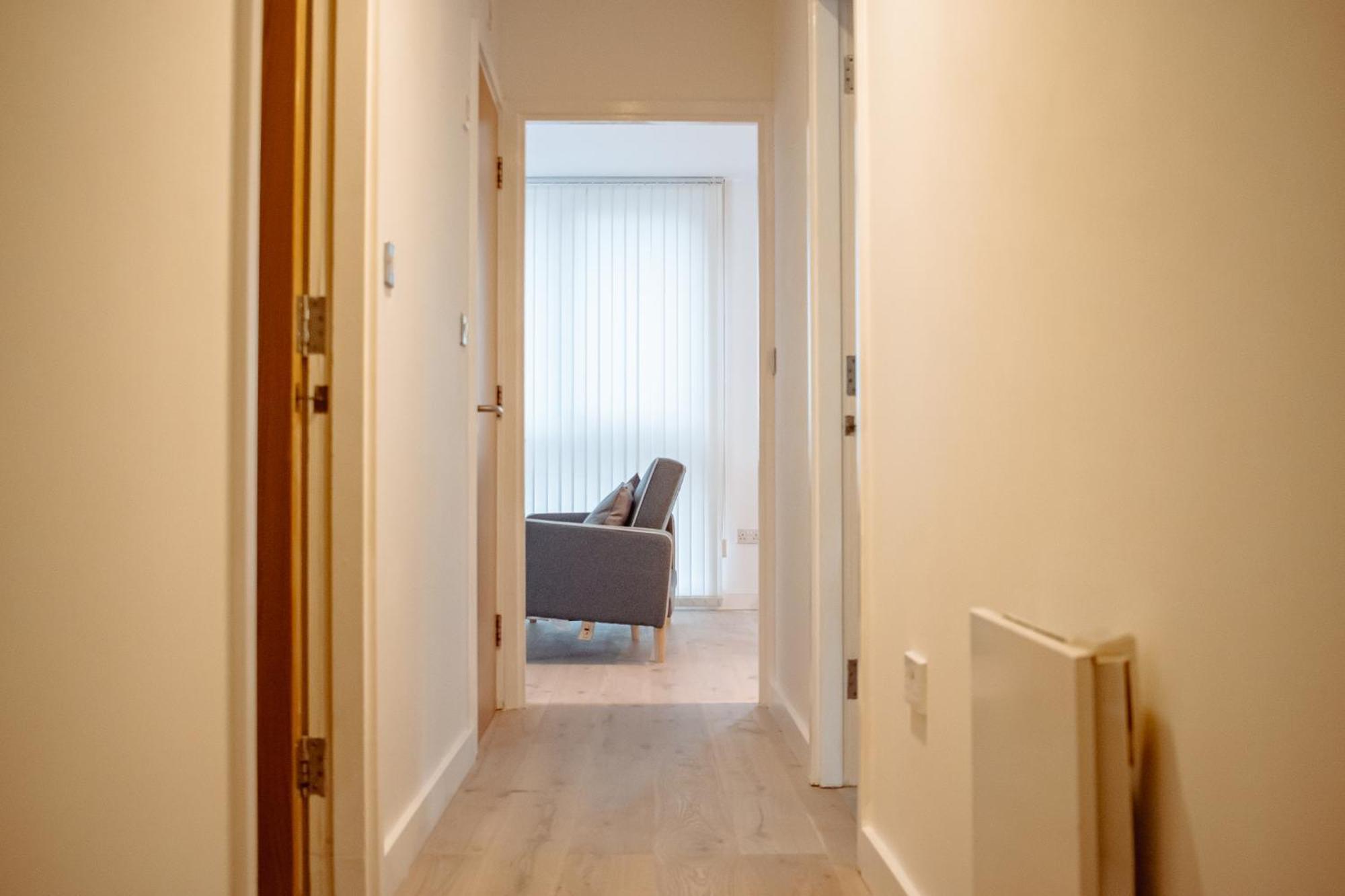 Central & Spacious, Sleeps 8, Perfect For Groups Apartment Leeds  Exterior photo